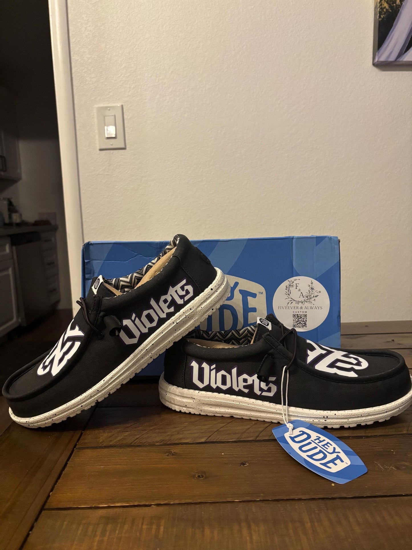 Custom Violets-NYU hey dudes- You Choose! perfect Christmas gift, birthday gift, graduation gift, anniversary gift, tailgates and more :)