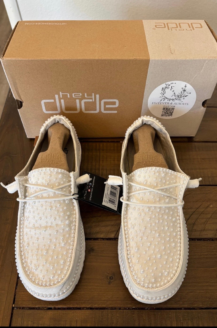 Custom Wedding/Pearl Dude Shoes Hidden Mickey - Perfect Bridal shower gift, Anniversary gift, Christmas Gift, Gift for her, and more!