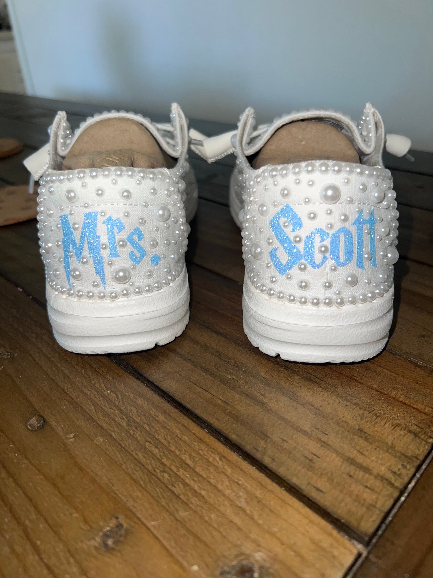 Custom Wedding/Pearl Dude Shoes(larger pearls)-Great custom gifts, Bridal shower gift, Anniversary gift, Christmas Gift, Gift for her & more