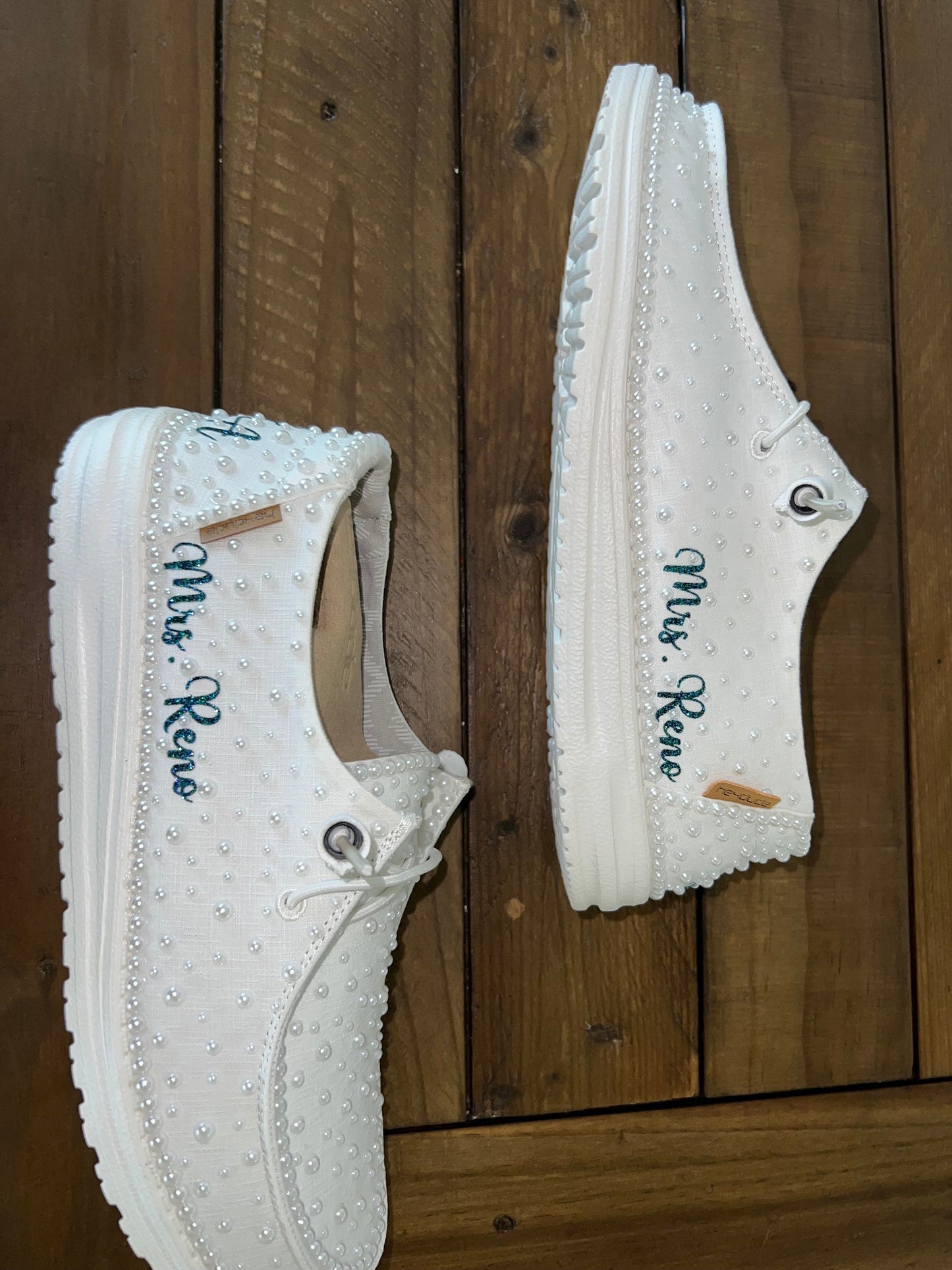 Custom Wedding/Pearl Dude Shoes (smaller pearls) - Perfect Bridal shower gift, Anniversary gift, Christmas Gift, Gift for her, and more!