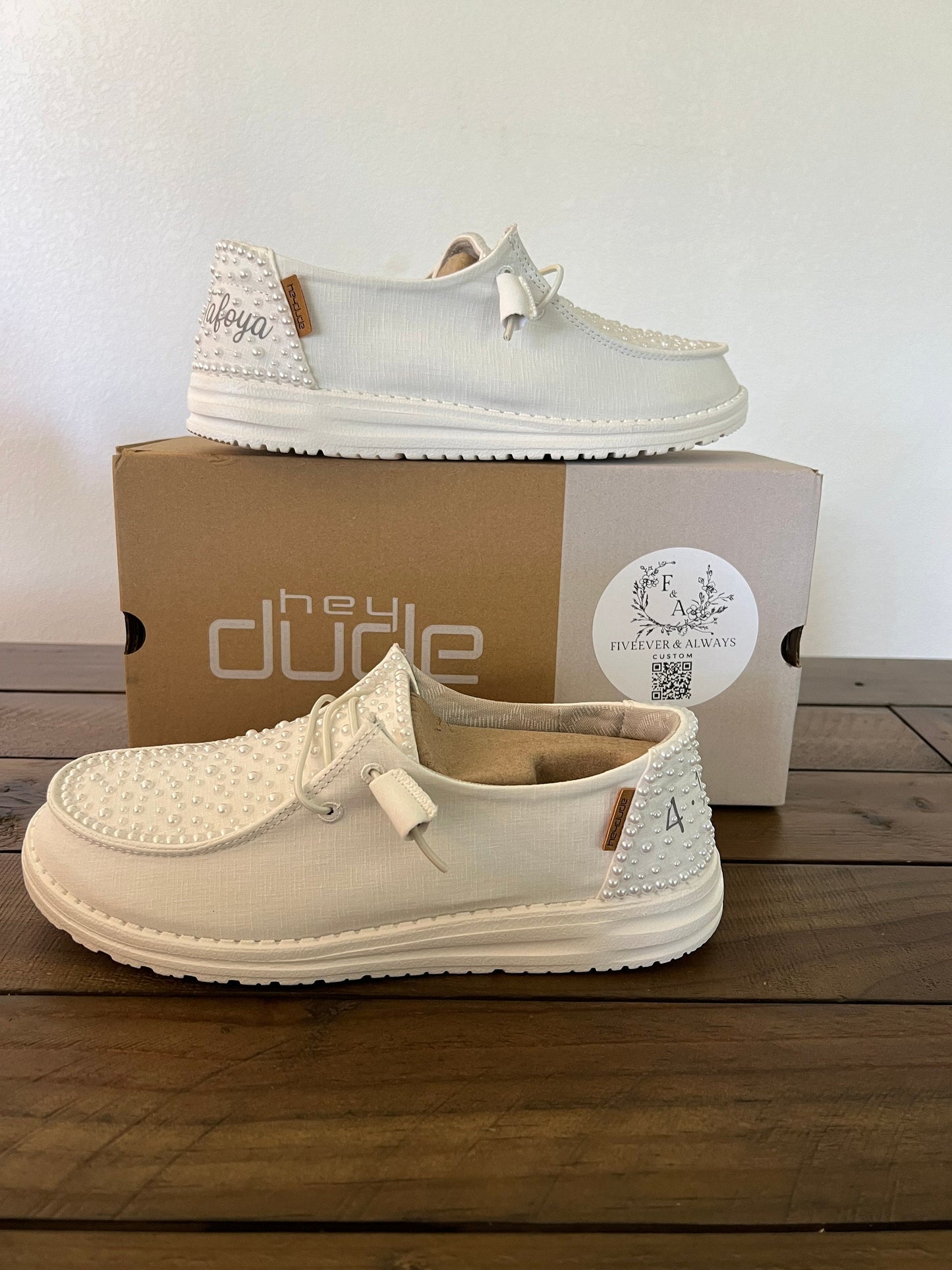 Custom Wedding/Pearl Dude Shoes (smaller pearls) - Perfect Bridal shower gift, Anniversary gift, Christmas Gift, Gift for her, and more!