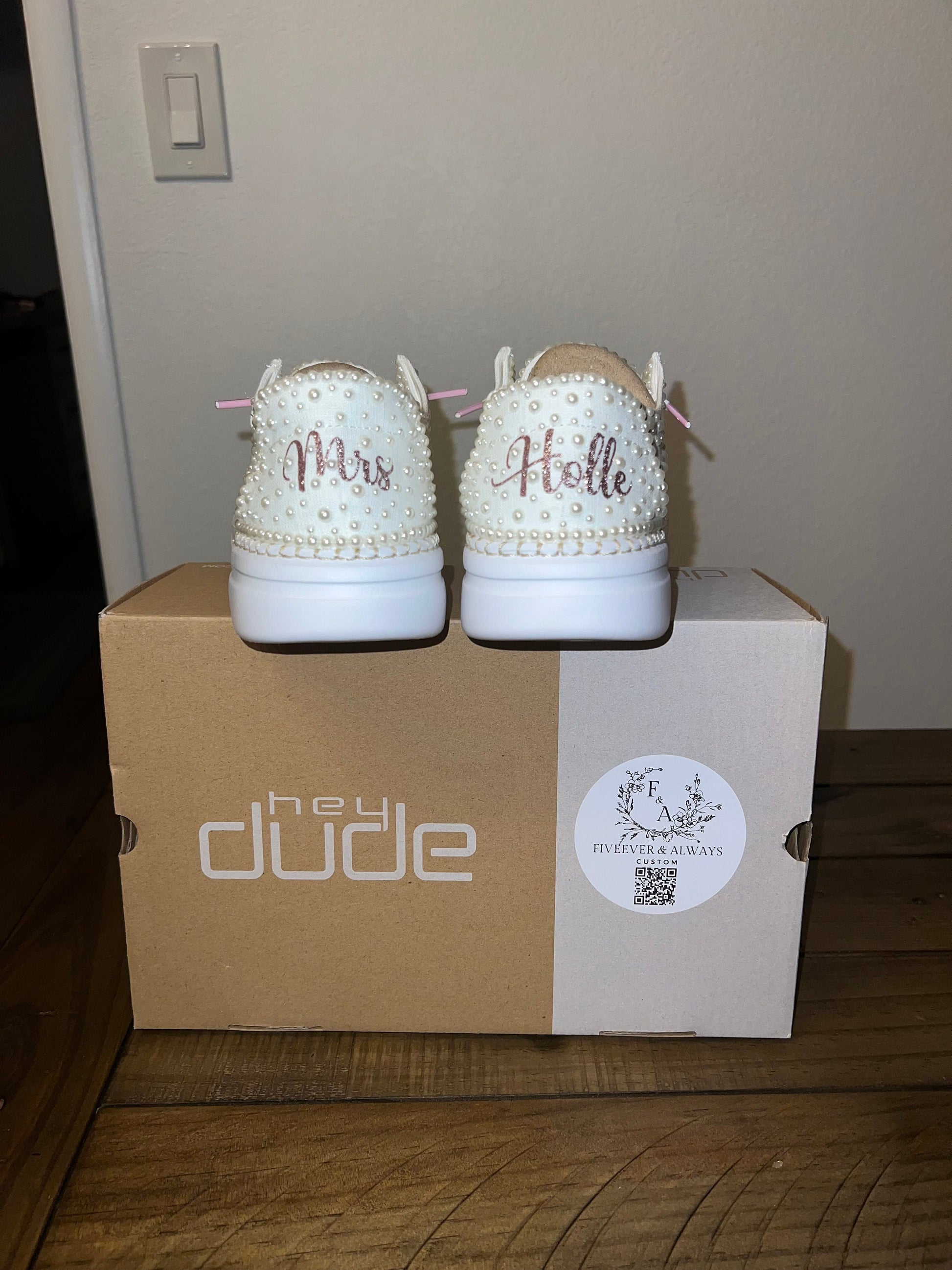 Custom Wedding / Pearl Wendy Rise Dude Shoes - Smaller Pearls